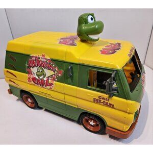 TMNT Cowabunga Carl Yellow Pizza Van Teenage Mutant Ninja Turtles 2006 Playmates